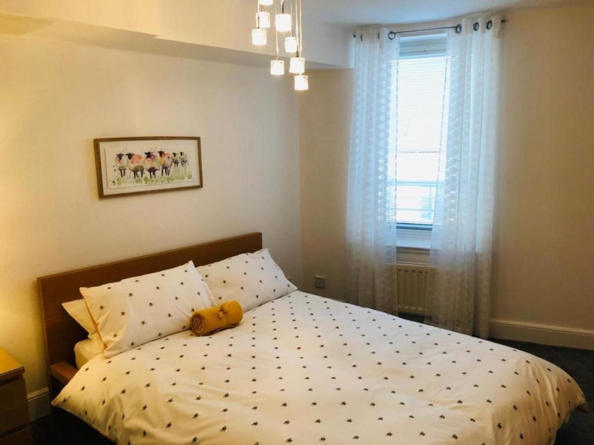 Remarkable 2 Bed Apartment In Edinburgh Bagian luar foto