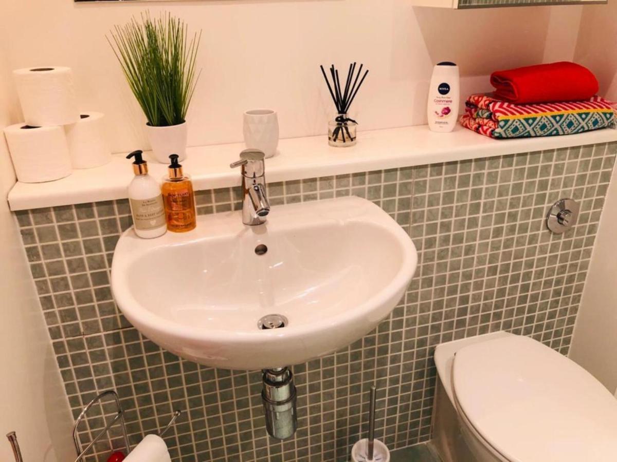 Remarkable 2 Bed Apartment In Edinburgh Bagian luar foto